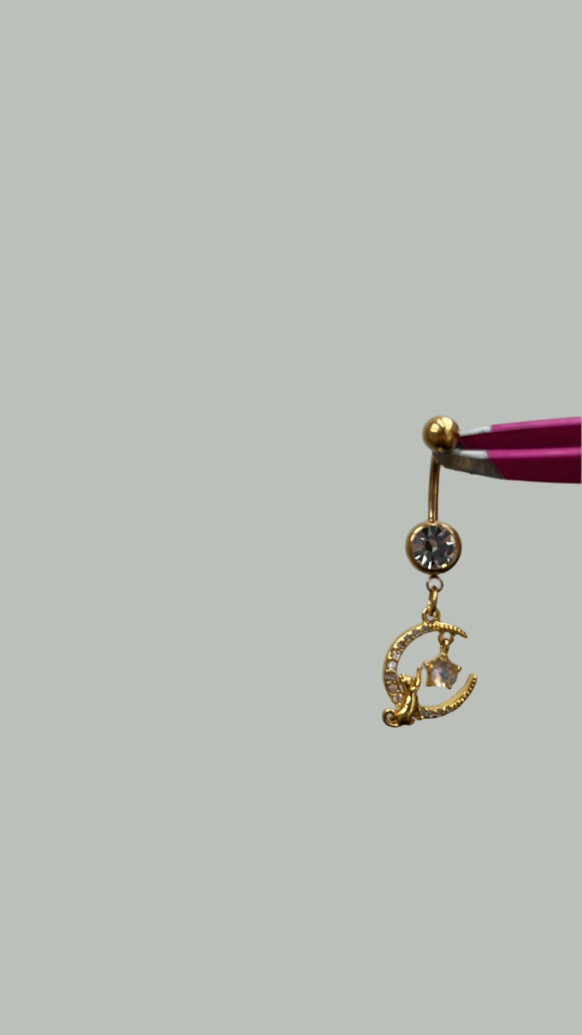 Gold pendant diamanté belly bar